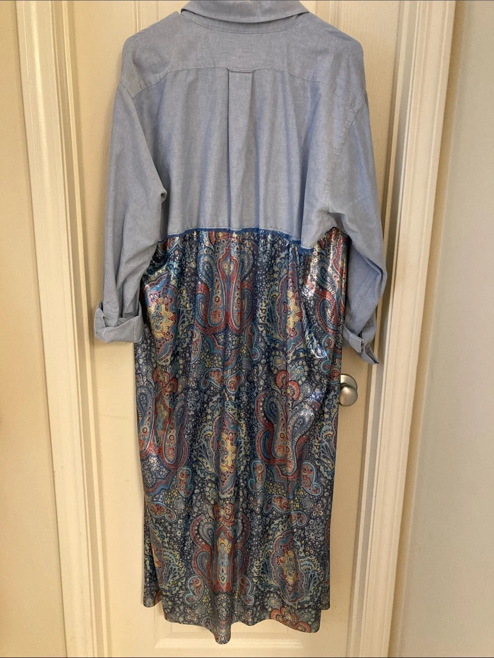 Light Blue Shirt Duster with Blue Paisley Panel - Picture 9 of 13